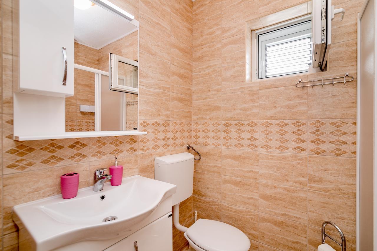 Apartments Mitrovic Luštica Eksteriør billede