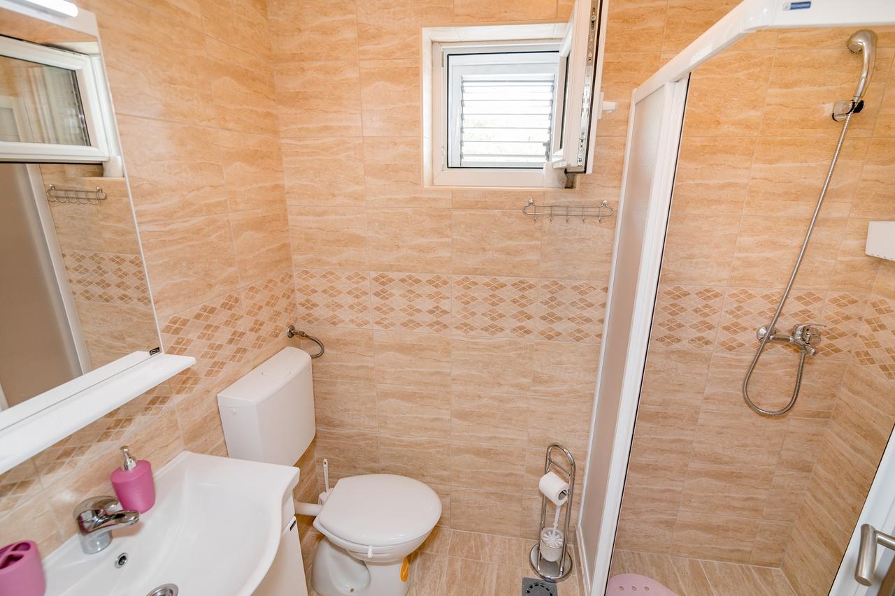 Apartments Mitrovic Luštica Eksteriør billede